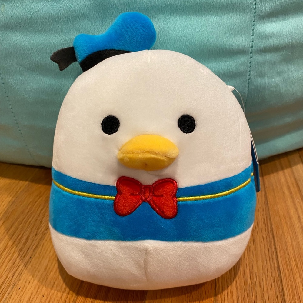 Donald Duck squishmallow